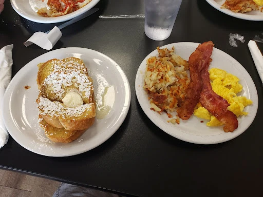 The Grille - Breakfast & Lunch photo 3